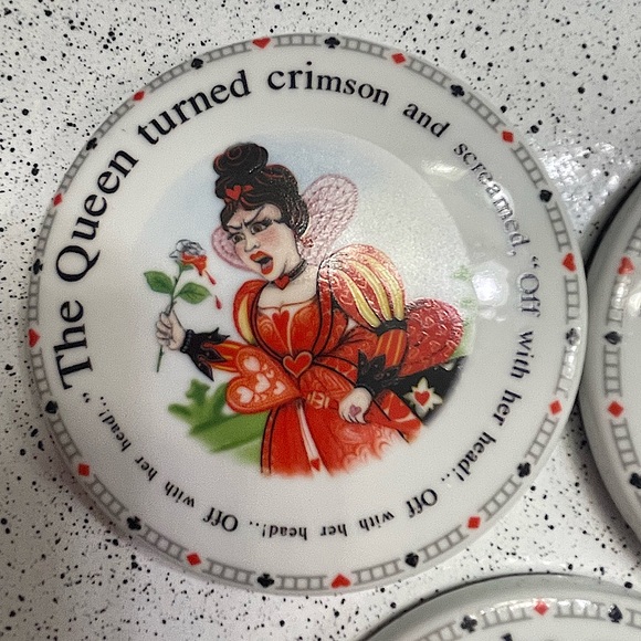 Limited edition Alice in Wonderland coaster set ❤️ - Picture 5 of 7